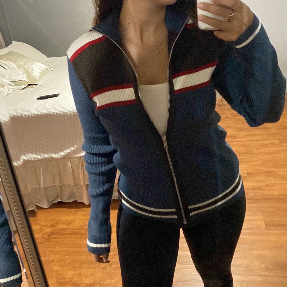 Zara sweater - Picture 2 of 8